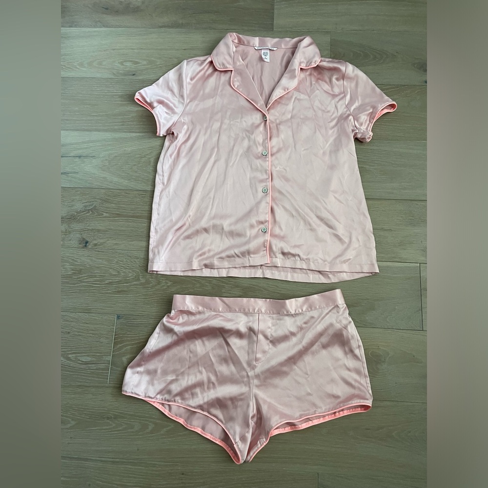 Victoria Secret Short Pajama Set in Pink - Size Medium - NWOT